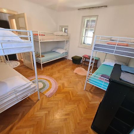 Rooms Jenifer Сплит Екстериор снимка